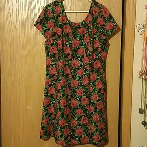 Forever 21 Plus Rose Print Dress. 2X
